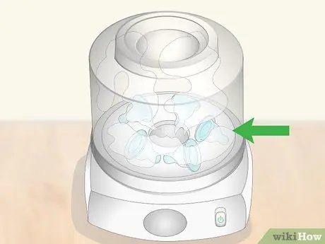 Очистите соски бутылочек Шаг 15