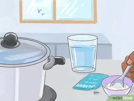 Дайте гевискон младенцу Шаг 7