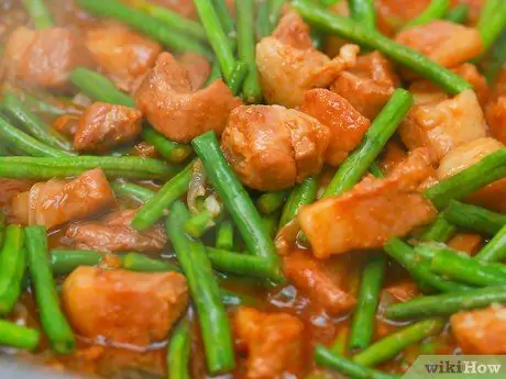 Приготовить жареную зеленую фасоль Шаг 7