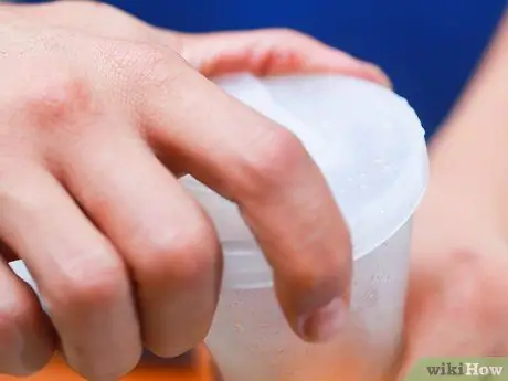 Приготовить сок каламанси, шаг 7