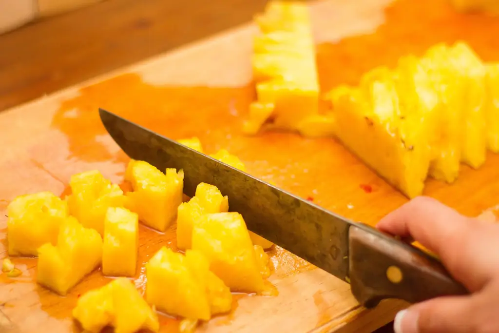 Как почистить ананас: 12 шагов (с иллюстрациями)