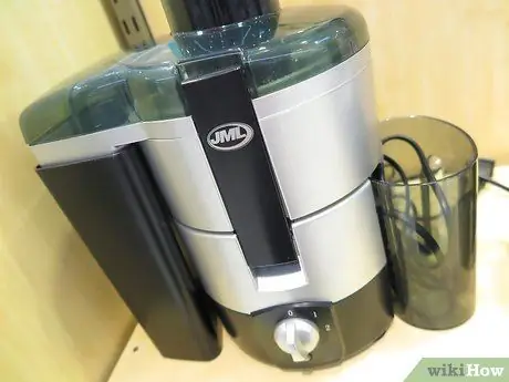 Приготовить клубничный сок, шаг 3