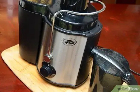 Приготовить сок сельдерея шаг 5