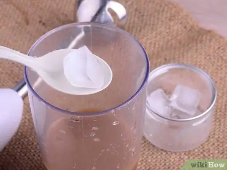 Приготовить мокко фраппучино из Starbucks Шаг 1