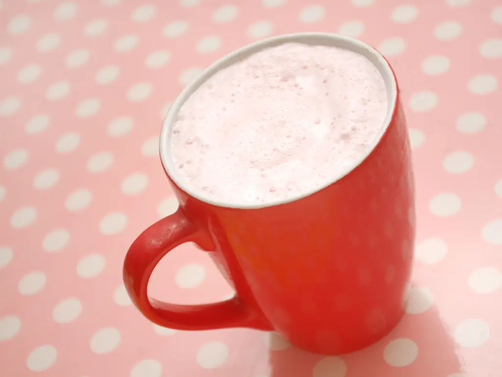 3 способа приготовления клубничного молока