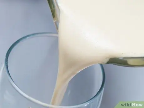 Приготовить капучино из ванильных стручков из Starbucks Шаг 6