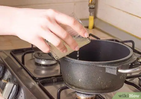 Используйте пищевые дрожжи для супов Шаг 5