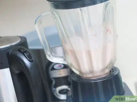 Приготовить шоколадный молочный коктейль Nesquik Шаг 4