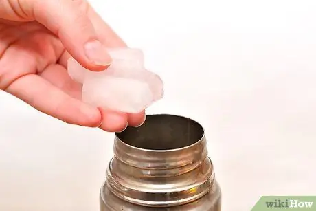 Сделайте традиционный греческий фраппе Шаг 4