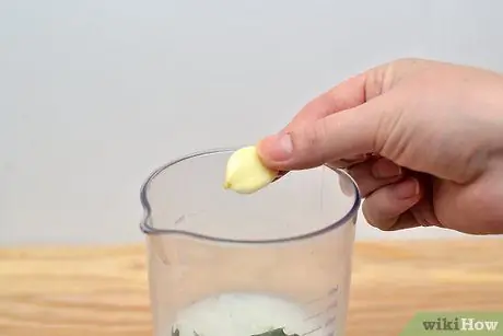 Приготовить айран (турецкий йогуртовый напиток) Шаг 3