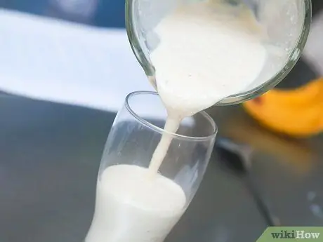 Приготовить банановое молоко Шаг 7