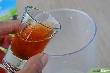 Приготовьте ванильный молочный коктейль, шаг 3