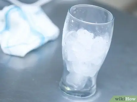 Сделайте имбирный эль из содовой, шаг 2