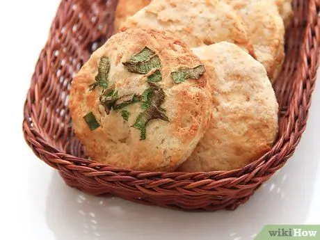 Приготовить сырные булочки Шаг 14