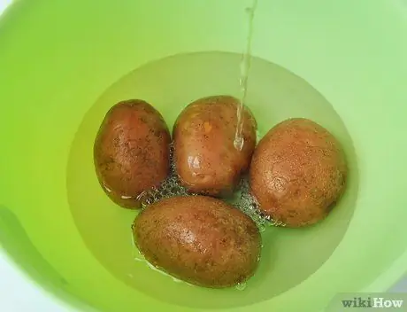 Отварить красный картофель, шаг 2