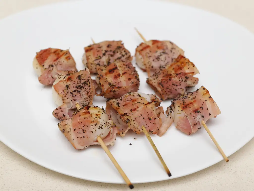 Как приготовить гребешки в беконе: 13 шагов (с рисунками)