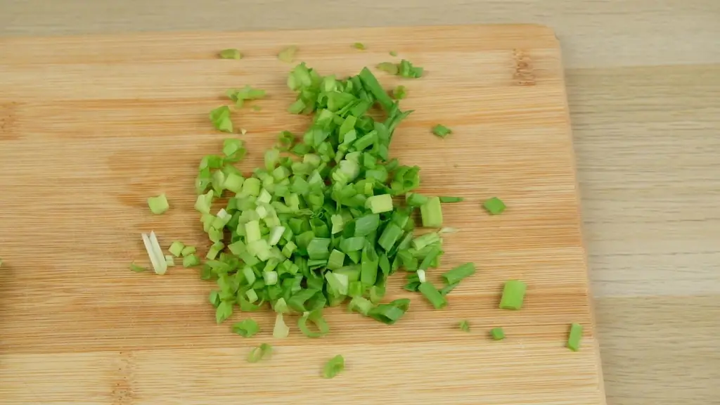 Как отличить зеленый лук, лук-шалот и зеленый лук