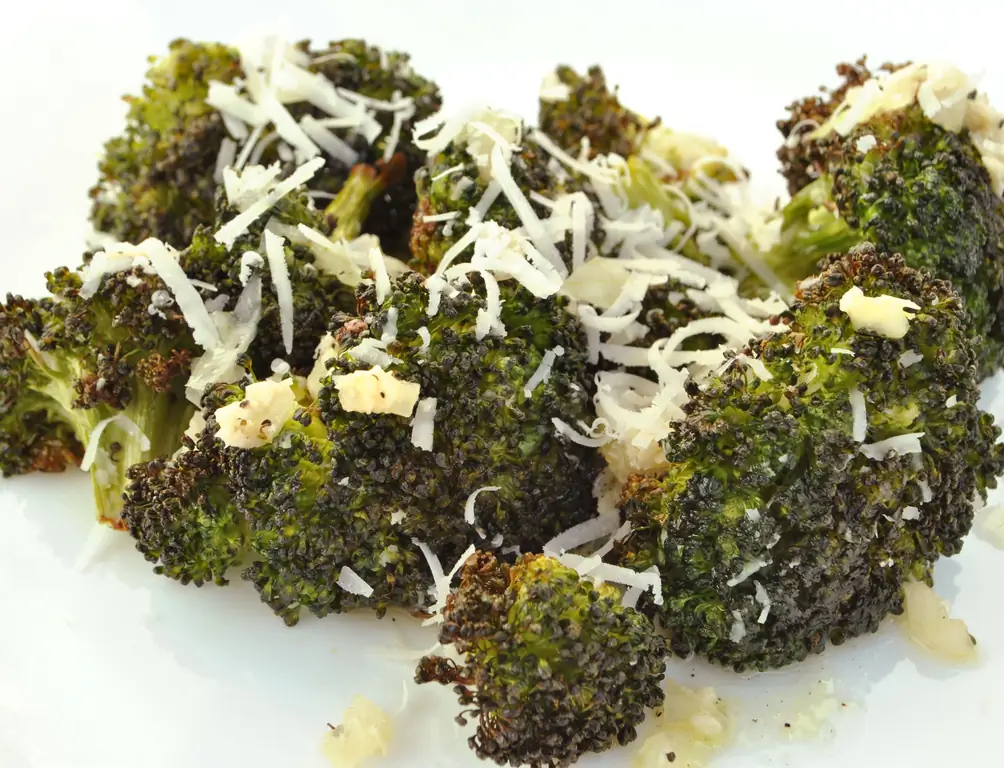 3 способа приготовить жареную брокколи в духовке