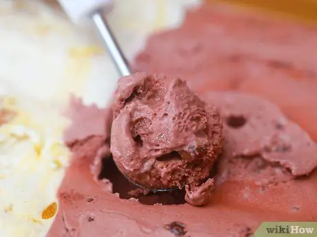 Используйте баллончик для дыни Шаг 8