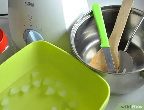 Приготовить томатный соус, шаг 1