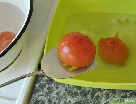 Приготовить томатный соус, шаг 3