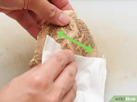 Нарезать грибы Шаг 1