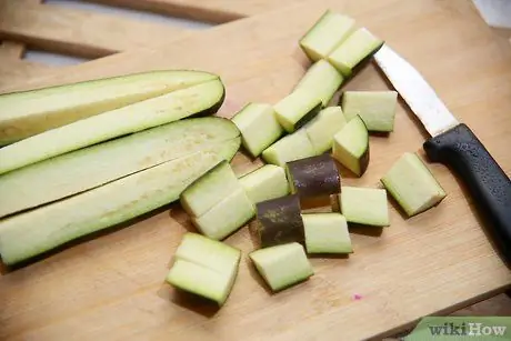 Баклажан с солью Шаг 1