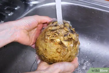 Готовим корень сельдерея, шаг 1