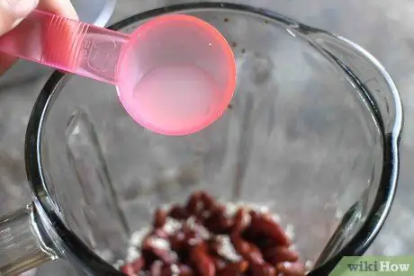 Приготовить хумус из красной фасоли Шаг 5