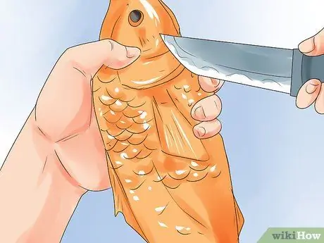 Гуманно убить рыбу Шаг 15