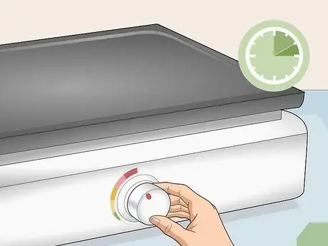 Приправьте сковороду шаг 3