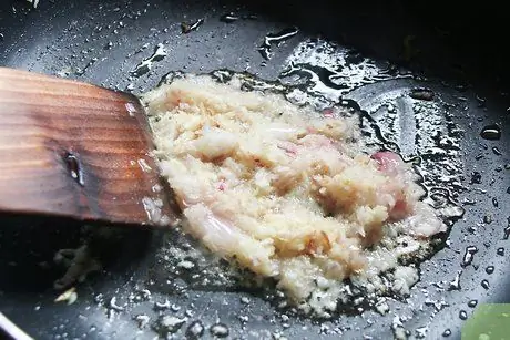 Приготовить соус карри, шаг 2