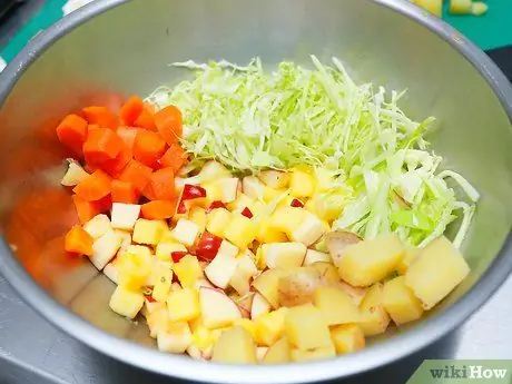 Приготовить русский салат шаг 10