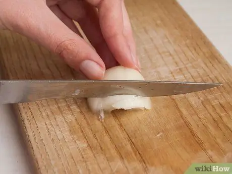 Нарезать лук без слез Шаг 7