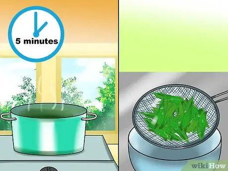 Ешьте цикорий Шаг 4