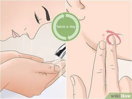 Используйте масло арганы от прыщей Шаг 7