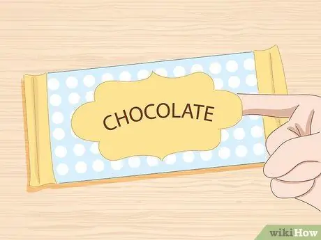 Сделайте обертки для шоколадных батончиков для детского душа Шаг 6