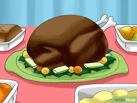 Украсить блюдо с индейкой Шаг 4