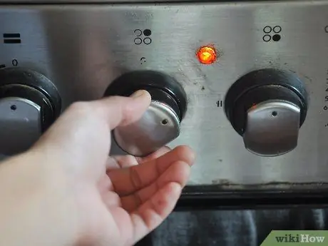 Приготовить жареные сырные шарики Шаг 3