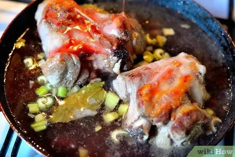 Приготовьте оливковое попурри Шаг 3