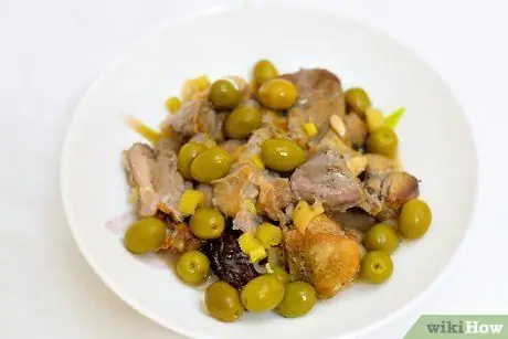 Приготовьте оливковое попурри Шаг 6