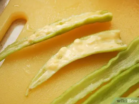 Приготовить попперсы с сыром начо и халапеньо Шаг 3