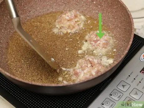 Приготовить фрикадельки с беконом Шаг 6