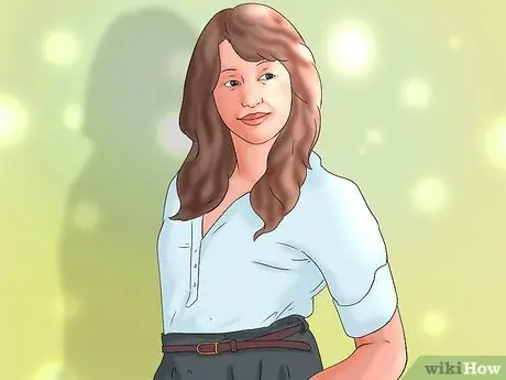 Добейтесь того, чтобы вы понравились мальчику постарше в средней школе, шаг 1