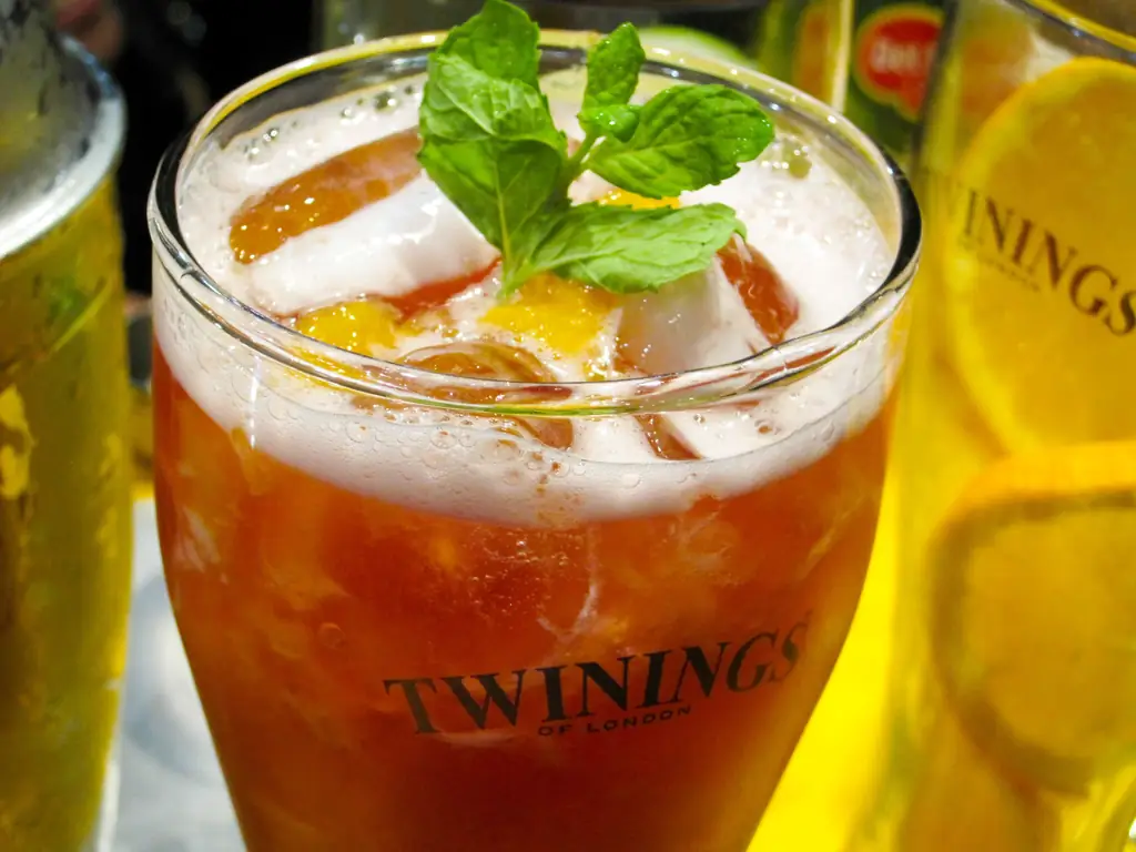 Как устроить чаепитие: 10 шагов (с иллюстрациями)