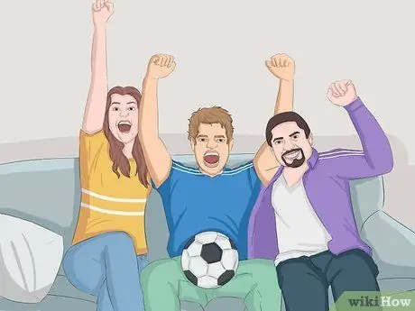 Выберите любимую футбольную команду Шаг 4