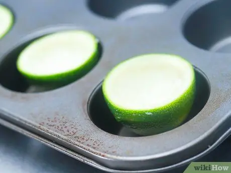 Приготовить рюмки из арбузного желе, шаг 6