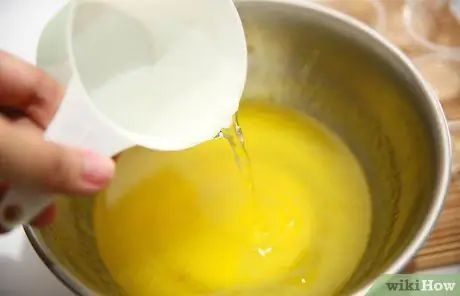 Приготовить шоты из кокосового желе с ананасом на острове Шаг 2