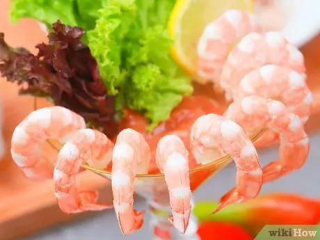 Приготовить коктейль из креветок Шаг 10