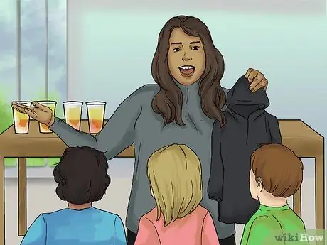 Проведите вечеринку "Голодные игры" Шаг 10